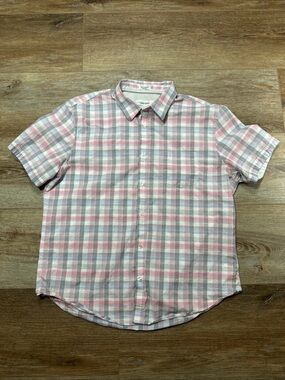 Calvin Klein Pink and Gray Plaid Short Sleeve Button-Down Shirt